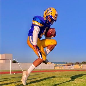 Meet your Posher, Ethan